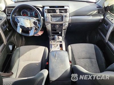 Zdjęcie 8 z 14 samochodu: 2018 TOYOTA 4RUNNER SR5 VIN:JTEBU5JR0J5525681 - miniatura