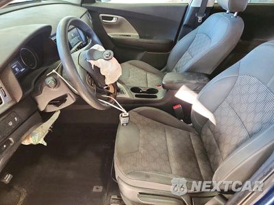 Zdjęcie 7 z 14 samochodu: 2019 KIA NIRO LX VIN:KNDCB3LC0K5328135 - miniatura