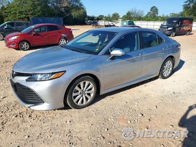 2018 TOYOTA CAMRY LE 4T1B11HK6JU131649 - główne zdjęcie licytacji z USA - miniatura