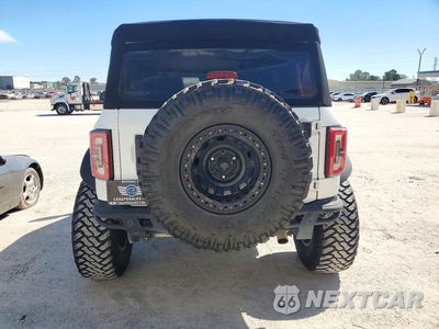 Zdjęcie 6 z 13 samochodu: 2022 FORD BRONCO BASE VIN:1FMEE5DH7NLA85571 - miniatura