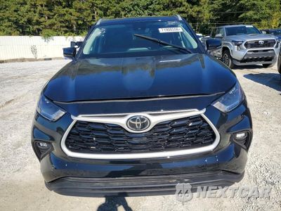Piąte zdjęcie samochodu w środku: 2023 TOYOTA HIGHLANDER XLE VIN:5TDKDRBH8PS007936 - miniatura