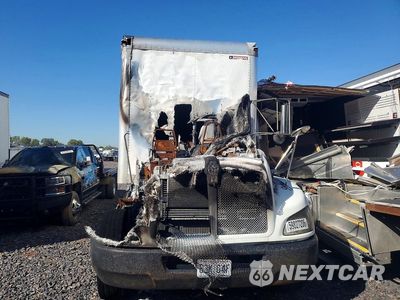Piąte zdjęcie samochodu w środku: 2019 KENWORTH T370 BOX TRUCK VIN:2NKHHM7X6KM252037 - miniatura