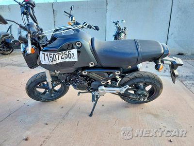 Trzecie zdjęcie samochodu z tyłu: 2023 HONDA GROM 125 VIN:MLHJC9217P5110057 - miniatura