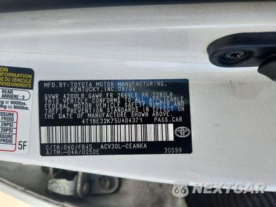 Zdjęcie 12 z 12 samochodu: 2005 TOYOTA CAMRY LE VIN:4T1BE32K75U404371 - miniatura