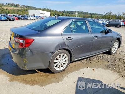 Trzecie zdjęcie samochodu z tyłu: 2012 TOYOTA CAMRY XLE V6 VIN:4T1BK1FK2CU523451 - miniatura
