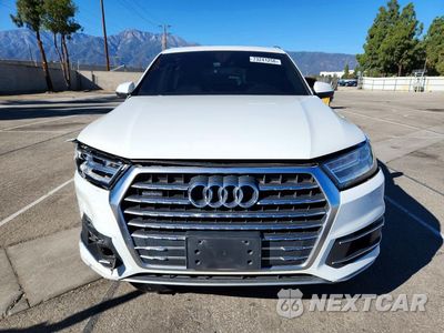 Piąte zdjęcie samochodu w środku: 2017 AUDI Q7 PREMIUM VIN:WA1AAAF75HD012090 - miniatura