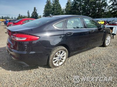 Trzecie zdjęcie samochodu z tyłu: 2020 FORD FUSION SE VIN:3FA6P0LU1LR135857 - miniatura