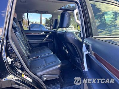 Zdjęcie 6 z 10 samochodu: 2014 LEXUS GX 460 VIN:JTJBM7FX0E5068302 - miniatura