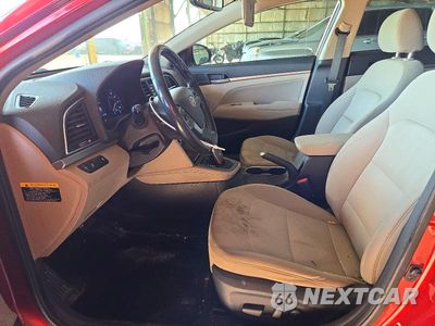 Zdjęcie 7 z 12 samochodu: 2017 HYUNDAI ELANTRA VALUE EDITION VIN:5NPD84LF3HH151706 - miniatura