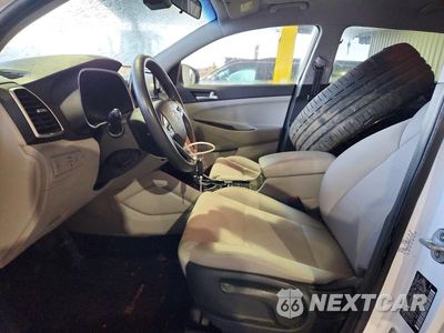 Zdjęcie 7 z 13 samochodu: 2019 HYUNDAI TUCSON SE VIN:KM8J2CA40KU943448 - miniatura