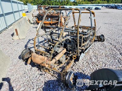 Czwarte zdjęcie samochodu z boku: 2015 POLARIS RZR UTILITY VEHICLE VIN:4XAVFE991FB952299 - miniatura