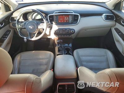 Zdjęcie 8 z 13 samochodu: 2018 KIA SORENTO EX VIN:5XYPHDA57JG417331 - miniatura
