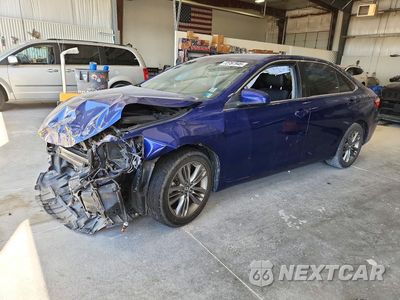 2015 TOYOTA CAMRY SE 4T1BF1FK2FU944966 - główne zdjęcie licytacji z USA - miniatura