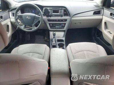 Zdjęcie 8 z 12 samochodu: 2015 HYUNDAI SONATA SE VIN:5NPE24AF0FH170073 - miniatura