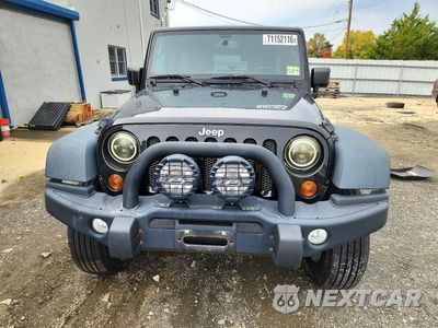 Piąte zdjęcie samochodu w środku: 2013 JEEP WRANGLER UNLIMITED SPORT VIN:1C4BJWDG1DL669270 - miniatura