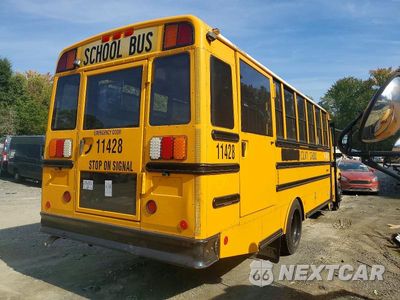 Czwarte zdjęcie samochodu z boku: 2012 FREIGHTLINER CHASSIS B2B VIN:4UZABRDT9CCBF9331 - miniatura