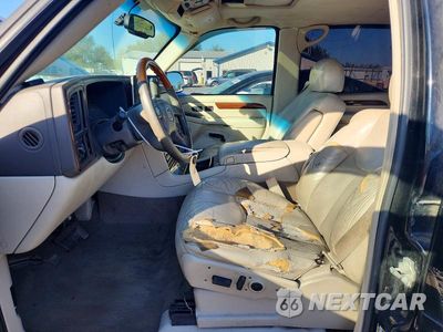 Zdjęcie 7 z 12 samochodu: 2004 CADILLAC ESCALADE EXT VIN:3GYEK62N14G308169 - miniatura