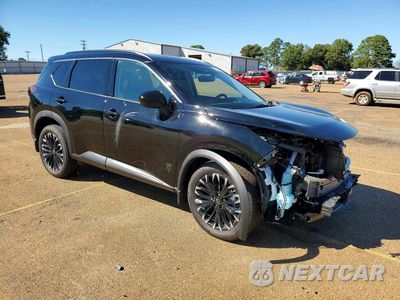 Czwarte zdjęcie samochodu z boku: 2026 NISSAN ROGUE DARK ARMOR VIN:5N1BT3BB6TC749464 - miniatura