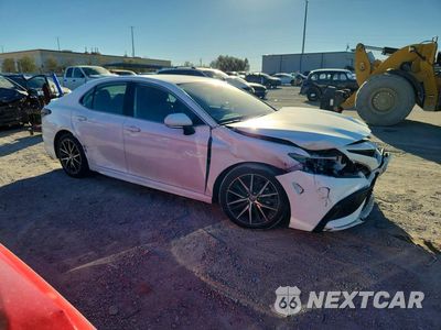 Czwarte zdjęcie samochodu z boku: 2023 TOYOTA CAMRY SE VIN:4T1G11AK4PU736245 - miniatura