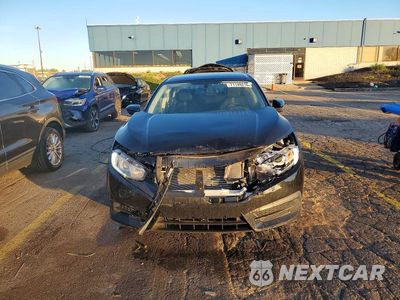 Piąte zdjęcie samochodu w środku: 2017 HONDA CIVIC LX VIN:19XFC2F54HE031772 - miniatura