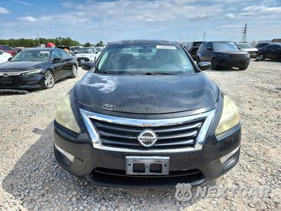 Piąte zdjęcie samochodu w środku: 2014 NISSAN ALTIMA 2.5 S VIN:1N4AL3AP5EN224602 - miniatura