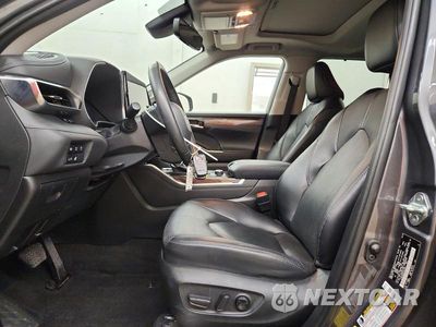 Zdjęcie 7 z 13 samochodu: 2023 TOYOTA HIGHLANDER LIMITED VIN:5TDKDRBH9PS031582 - miniatura