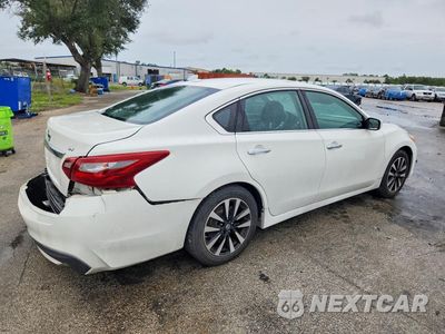 Trzecie zdjęcie samochodu z tyłu: 2018 NISSAN ALTIMA 2.5 SV VIN:1N4AL3AP0JC269873 - miniatura