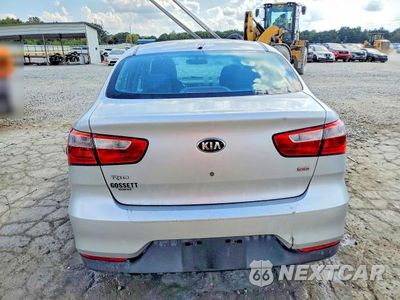 Zdjęcie 6 z 12 samochodu: 2016 KIA RIO LX VIN:KNADM4A33G6637040 - miniatura
