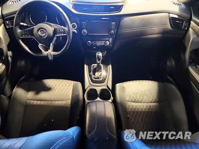 Zdjęcie 8 z 14 samochodu: 2018 NISSAN ROGUE SV VIN:5N1AT2MT6JC762871 - miniatura