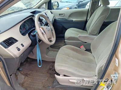 Zdjęcie 7 z 12 samochodu: 2012 TOYOTA SIENNA BASE 7-PASSENGER VIN:5TDZK3DC4CS242413 - miniatura