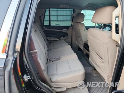Zdjęcie 10 z 12 samochodu: 2019 CHEVROLET TAHOE C1500 LS VIN:1GNSCAKC7KR142316 - miniatura