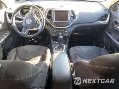 Zdjęcie 8 z 13 samochodu: 2015 JEEP CHEROKEE LATITUDE VIN:1C4PJMCS5FW565205 - miniatura