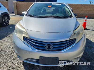 Piąte zdjęcie samochodu w środku: 2016 NISSAN VERSA NOTE SV VIN:3N1CE2CP6GL375099 - miniatura