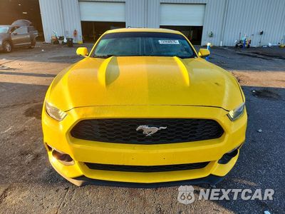 Piąte zdjęcie samochodu w środku: 2015 FORD MUSTANG VIN:1FA6P8TH0F5344547 - miniatura
