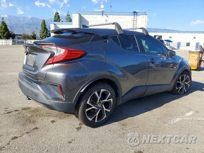 Trzecie zdjęcie samochodu z tyłu: 2021 TOYOTA C-HR XLE VIN:JTNKHMBX3M1114721 - miniatura
