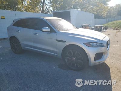 Czwarte zdjęcie samochodu z boku: 2017 JAGUAR F-PACE FIRST EDITION VIN:SADCP2BV7HA059960 - miniatura