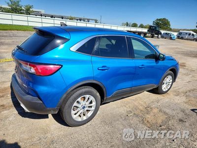 Trzecie zdjęcie samochodu z tyłu: 2020 FORD ESCAPE SE VIN:1FMCU9G63LUB60155 - miniatura