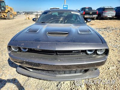 Piąte zdjęcie samochodu w środku: 2023 DODGE CHALLENGER R/T SCAT PACK VIN:2C3CDZFJ3PH574933 - miniatura