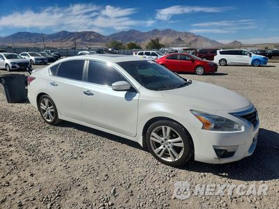 Czwarte zdjęcie samochodu z boku: 2015 NISSAN ALTIMA 3.5 SL VIN:1N4BL3AP9FC128022 - miniatura
