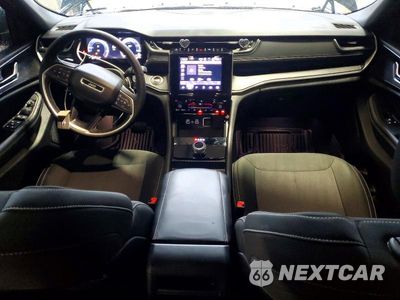 Zdjęcie 8 z 13 samochodu: 2025 JEEP GRAND CHEROKEE LAREDO VIN:1C4RJHAG9SC356883 - miniatura
