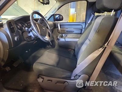 Zdjęcie 7 z 12 samochodu: 2011 CHEVROLET SILVERADO K1500 LT VIN:1GCRKSE3XBZ430746 - miniatura