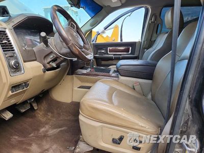 Zdjęcie 7 z 12 samochodu: 2011 DODGE RAM 2500 LARAMIE VIN:3D7UT2CL3BG562571 - miniatura