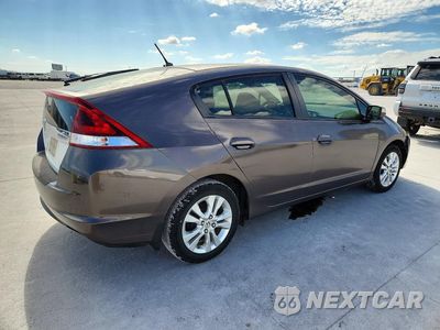 Trzecie zdjęcie samochodu z tyłu: 2013 HONDA INSIGHT EX VIN:JHMZE2H71DS001611 - miniatura