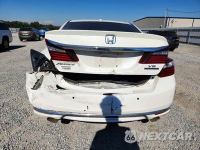 Zdjęcie 6 z 12 samochodu: 2016 HONDA ACCORD TOURING VIN:1HGCR3F95GA006070 - miniatura