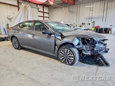 Czwarte zdjęcie samochodu z boku: 2025 NISSAN ALTIMA SV VIN:1N4BL4DW8SN416685 - miniatura