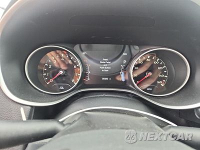 Zdjęcie 9 z 13 samochodu: 2018 JEEP COMPASS LIMITED VIN:3C4NJCCB9JT195019 - miniatura