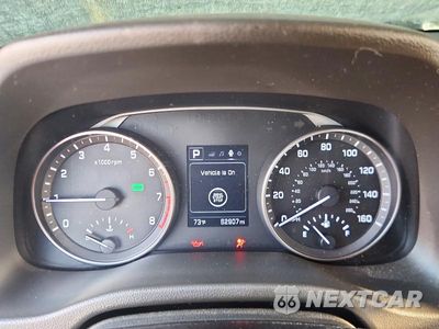 Zdjęcie 9 z 13 samochodu: 2017 HYUNDAI ELANTRA VALUE EDITION VIN:5NPD84LF5HH119582 - miniatura