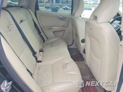 Zdjęcie 11 z 13 samochodu: 2015 VOLVO XC60 T5 PREMIER VIN:YV440MDB8F2583576 - miniatura