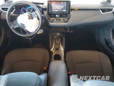 Zdjęcie 8 z 12 samochodu: 2021 TOYOTA COROLLA LE VIN:JTDEAMDE6MJ025405 - miniatura