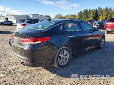 Trzecie zdjęcie samochodu z tyłu: 2016 KIA OPTIMA LX VIN:5XXGT4L35GG079418 - miniatura